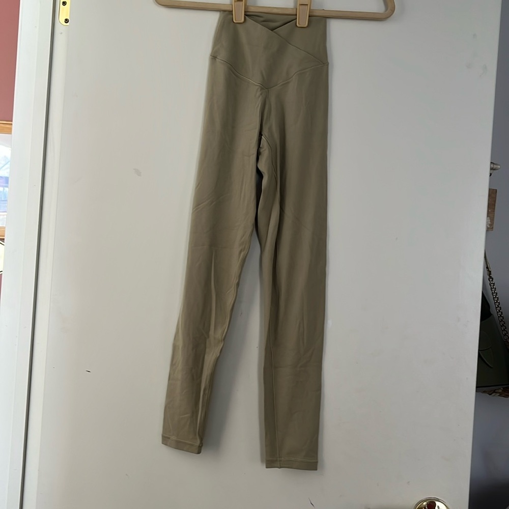 Aerie crossover leggings